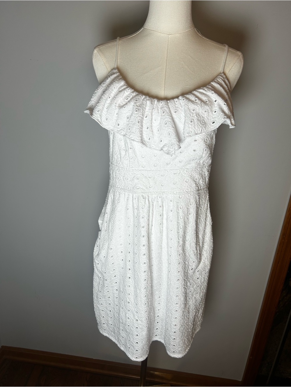 Lilly Pulitzer White Eyelet Lace Spaghetti Strap Dress Size M